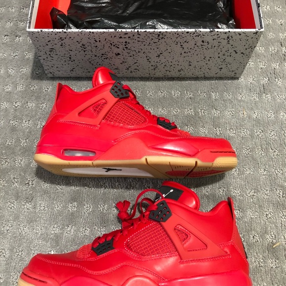 red aj4